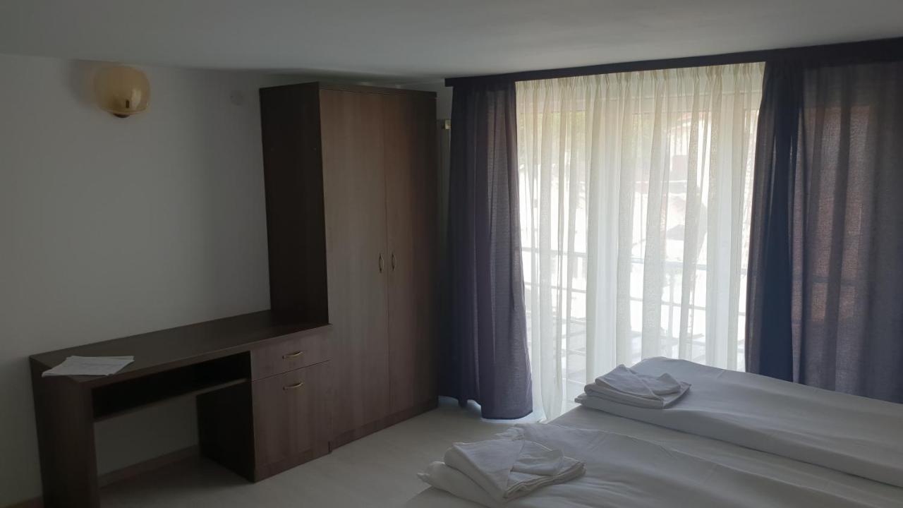 Hotel Park House Dej Esterno foto